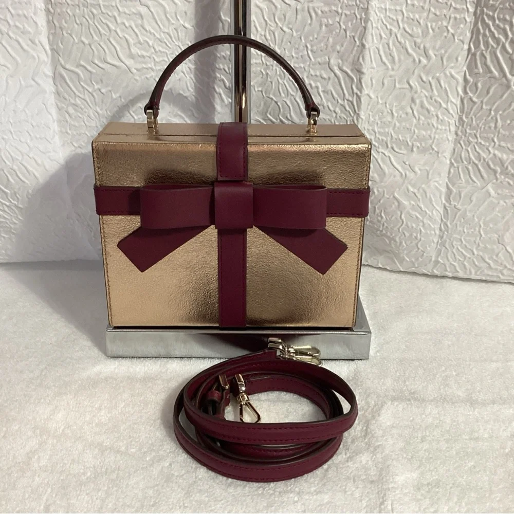 Kate Spade Wrapping Party Rose Gold Gift Box Bow Leather Novelty Bag